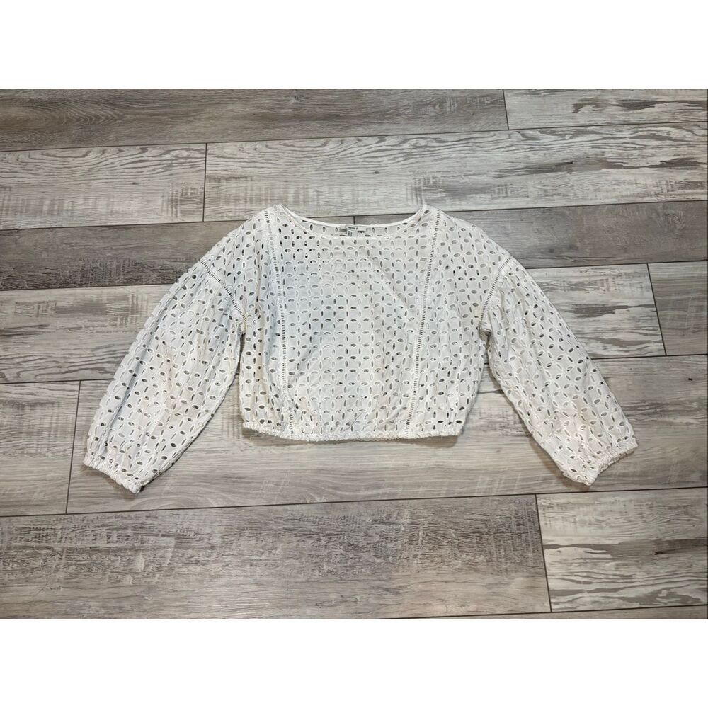 Forever 21 white eyelet semi crop blouse top size M